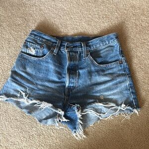 Levi 501 women’s size 4